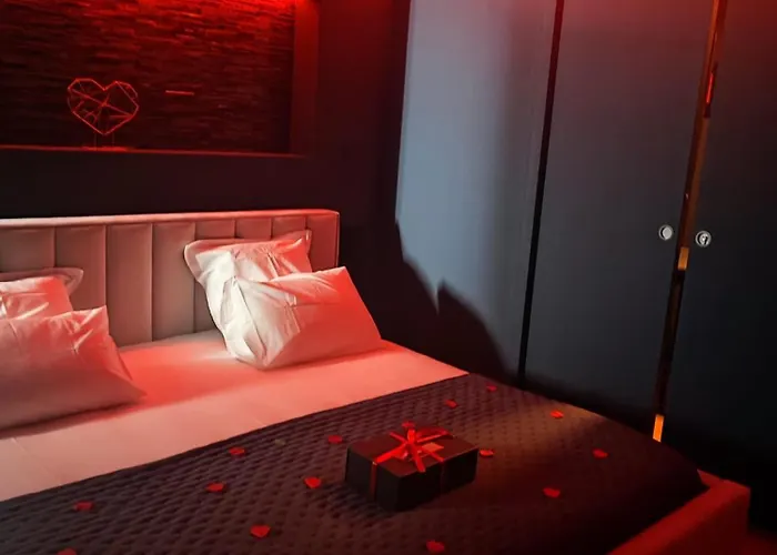 L'etincelle Secrete - Romantique Entre Cordes Et Najac Le Segur